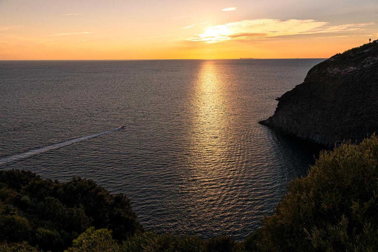 Hotel Grazia Alla Scannella Forio  Bagian luar foto