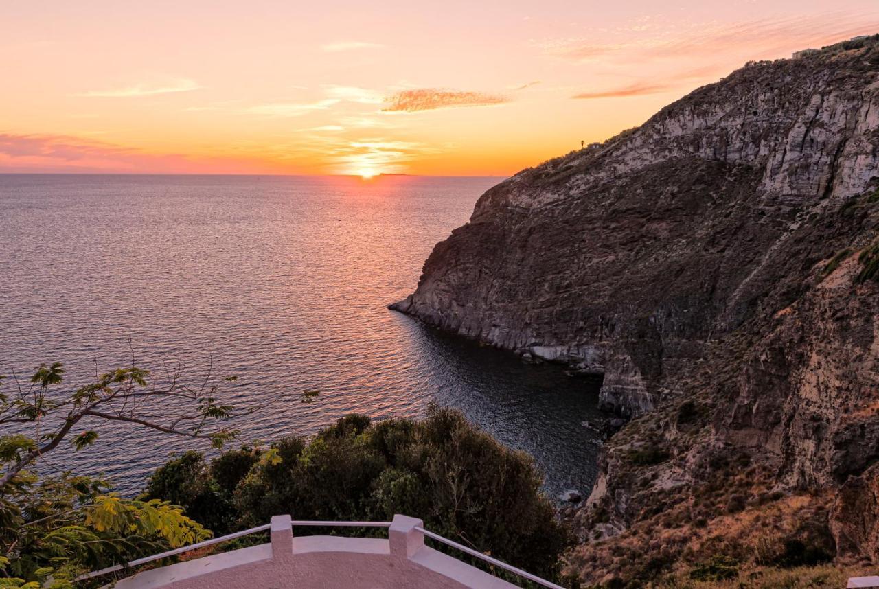 Hotel Grazia Alla Scannella Forio  Bagian luar foto